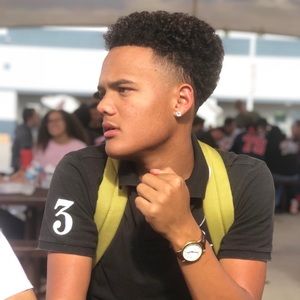 Meet your Posher, Hunter